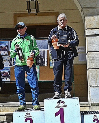 Gregorio Ascacibar segundo de categoría Master F Masculino en la IX Media Maratón Ciudad de Dueñas