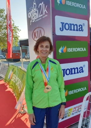 Maru Campeona de España de Media Maratón Master F60.