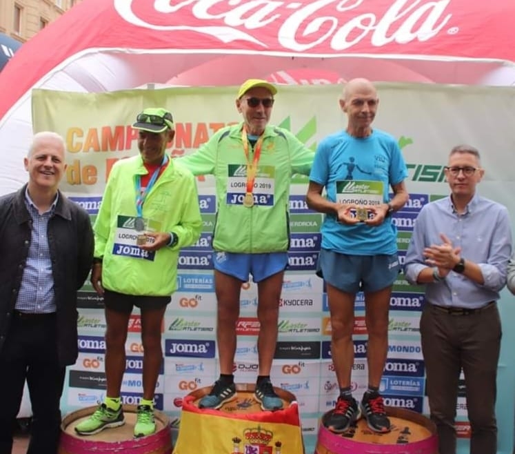 Susana Ansoleaga,Gregorio Ascacibar Campeones y Raúl López tercero en el Campeonato de España Master de Maratón.