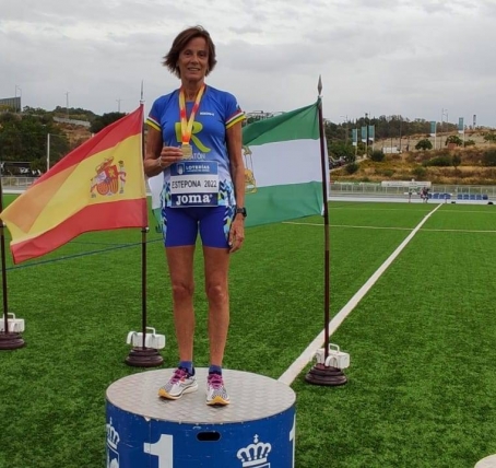 Marcelina Hernáiz Campeona de España de 10.000 en Pista F65 y Oscar Calvé roza podio en categoría M70.