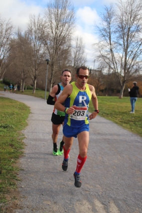 La gripe impidió a Raúl López cumplir su objetivo de las 2:38 horas en el Maratón de San Sebastián.