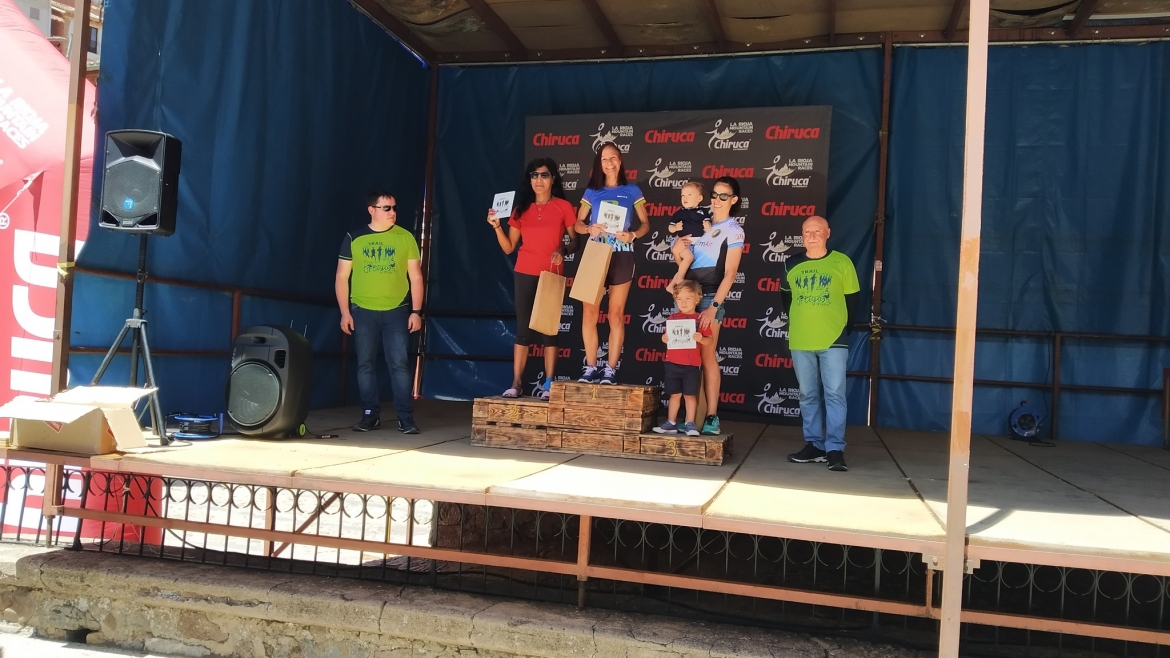 Gema Olave reina en Ortigosa de Cameros.