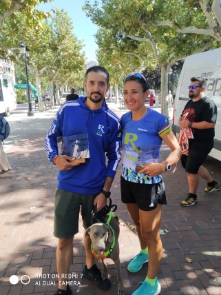 Victor Fernández roza la victoria en el Maratón Ciudad de Logroño y Lorena Herrera hace lo mismo en el 10K.Elena Clavijo fue tercera en el 10K.