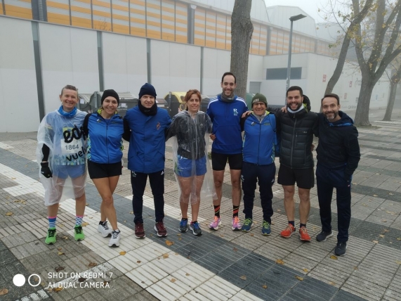 Diez compañeros nos relucieron en la Media Maratón de Vitoria
