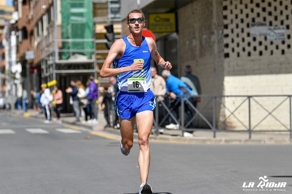 Ian Chiristiaan roza  el podio en la XVI Carrera Popular Calahorra Ciudad de la Verdura